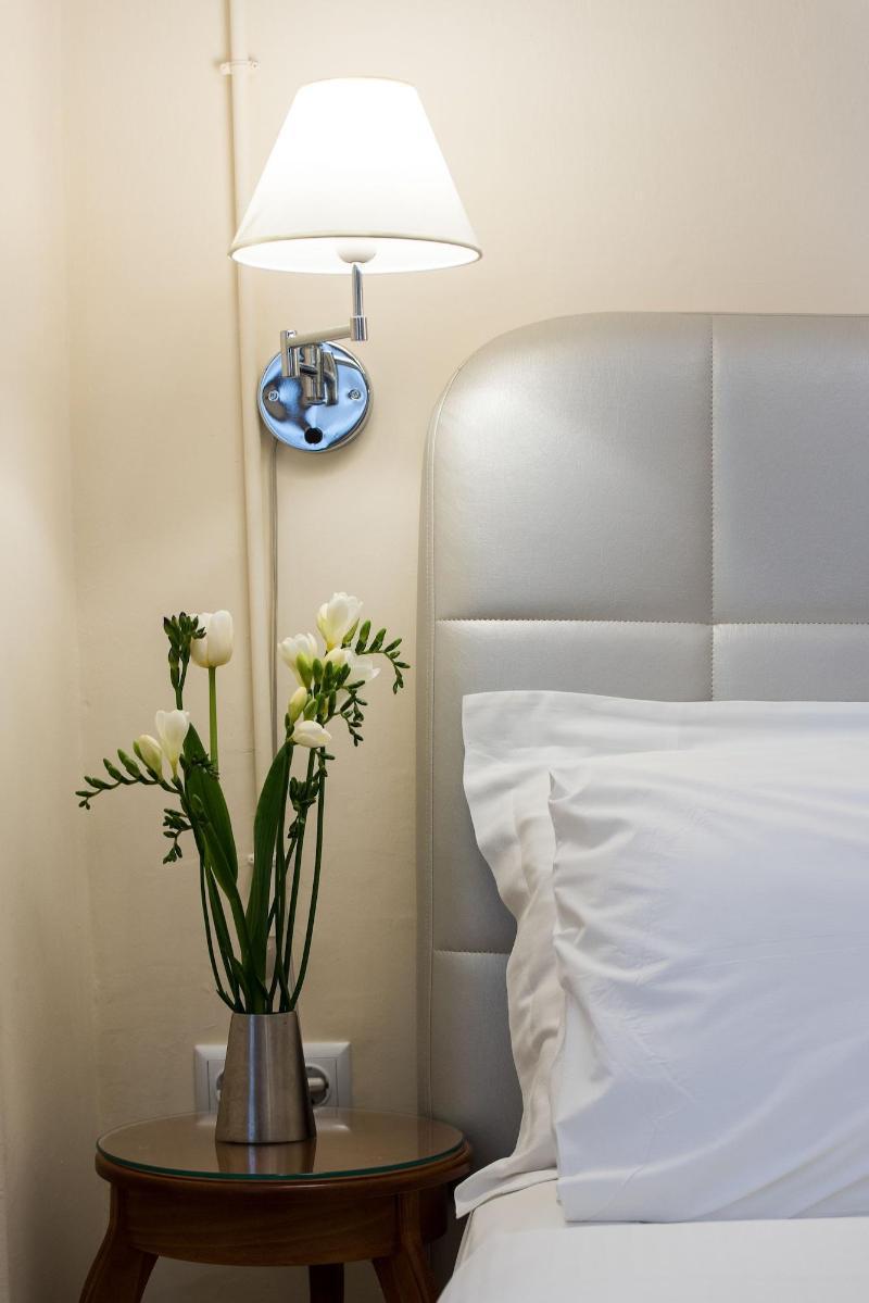 Old Town Inn Kavála Ngoại thất bức ảnh