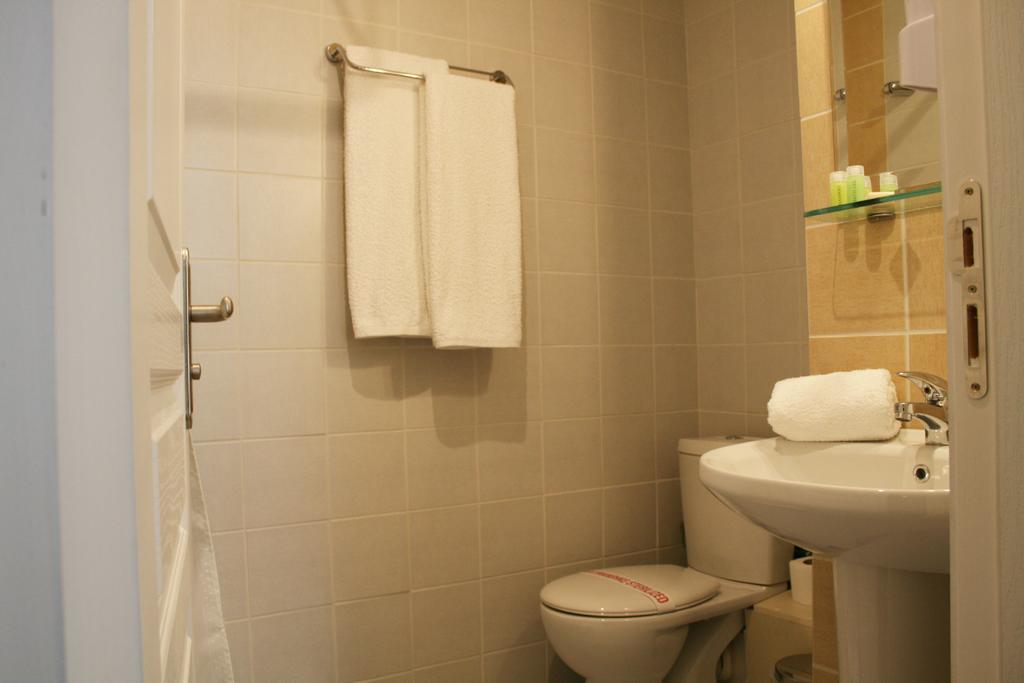 Old Town Inn Kavála Ngoại thất bức ảnh