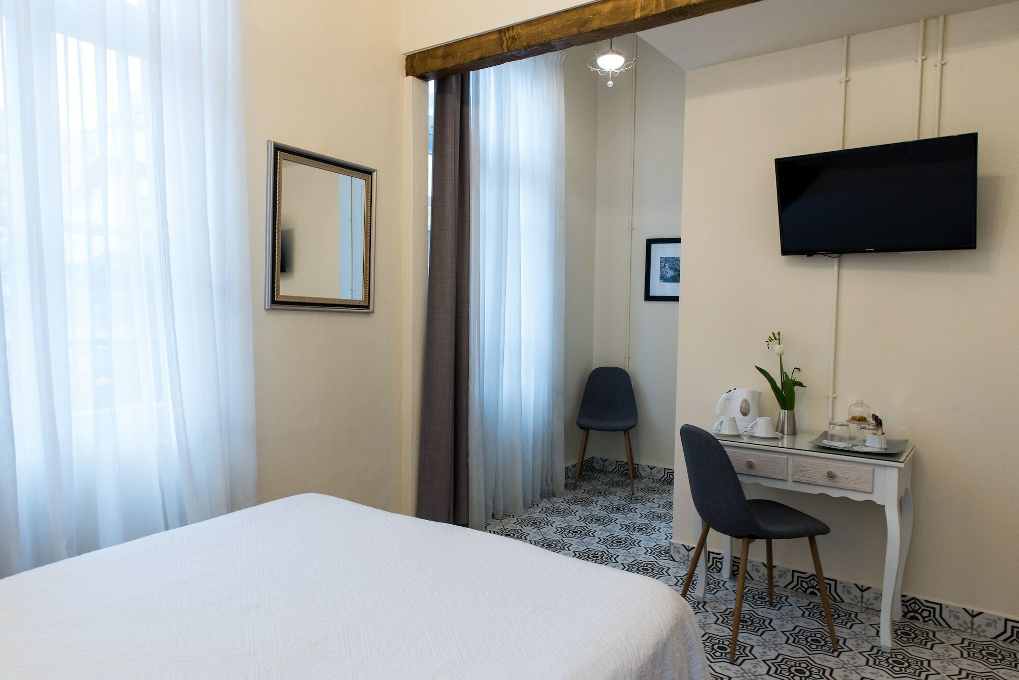 Old Town Inn Kavála Ngoại thất bức ảnh